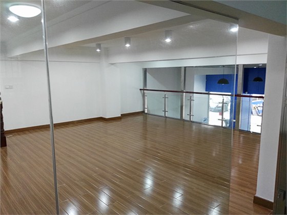 福耀玻璃店面装修